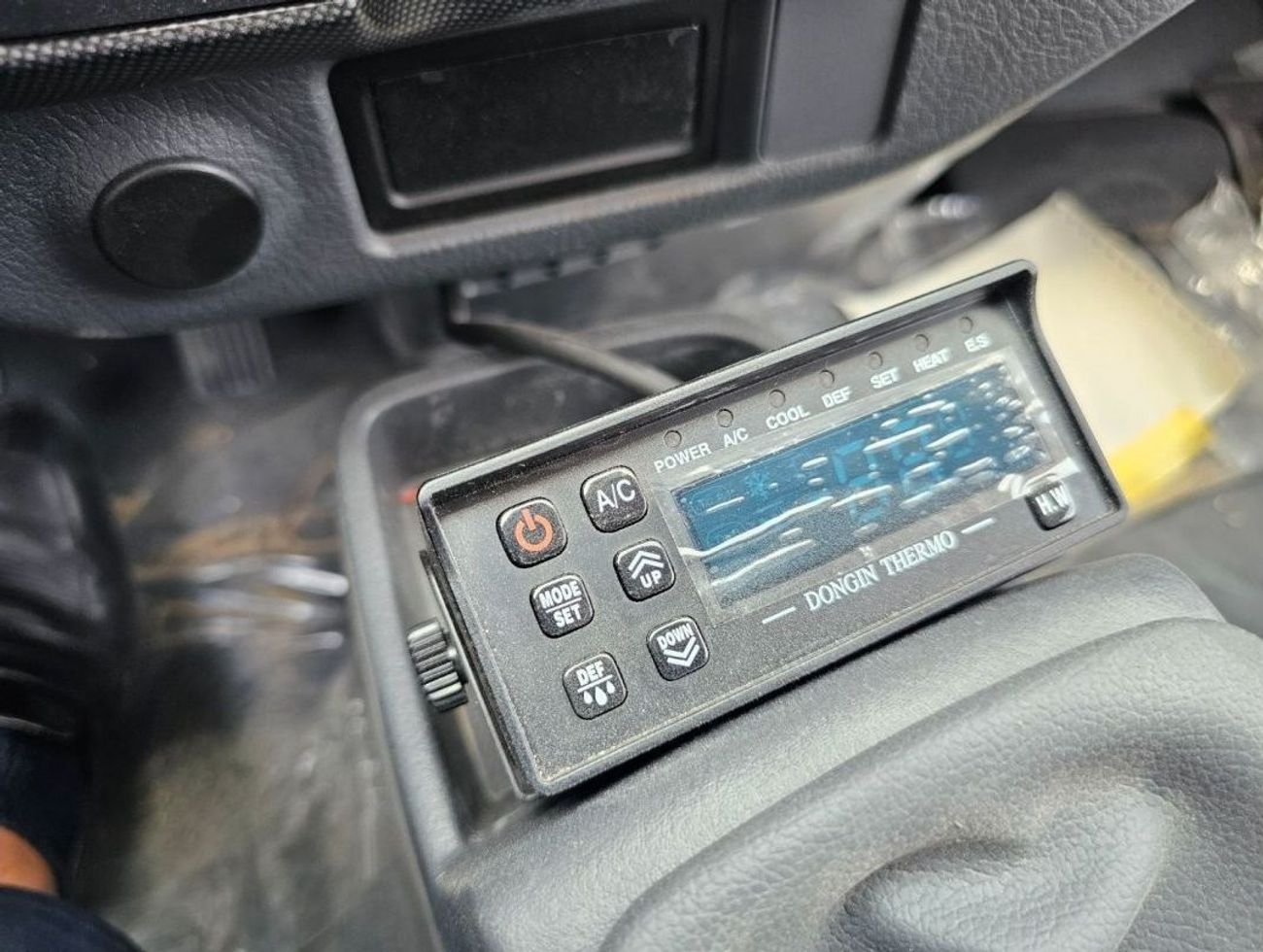 كيا بونغو KIA Bongo K4000 3.0L Turbo Diesel, Pick-up Truck, Dual Compressor -18° to 10° C With Side Door,