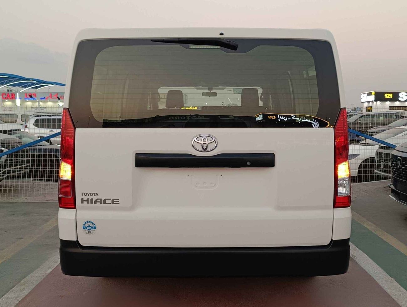 تويوتا هاياس Standard Roof, Cargo Van, 3.5L V6  Petrol, M/T, New Shape