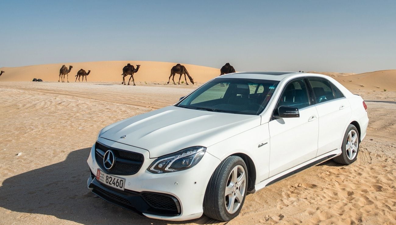 مرسيدس بنز E 350 3.5L 6 cyl FWD 5 seats 4 door