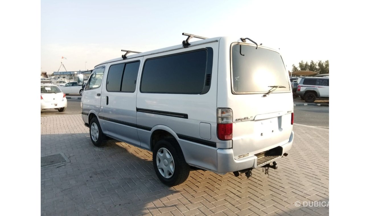 Toyota Hiace TOYOTA HIACE RIGHT HAND DRIVE (PM 911)