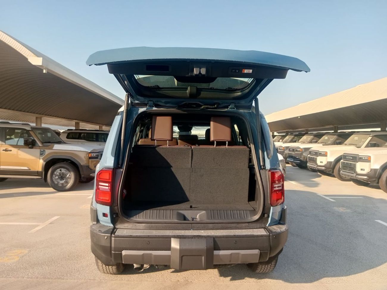 تويوتا برادو 2026 Toyota Prado Adventure Full-Option 7-Seater 2.4L 4-Cyl Turbo Petrol A/T 4WD Export Only