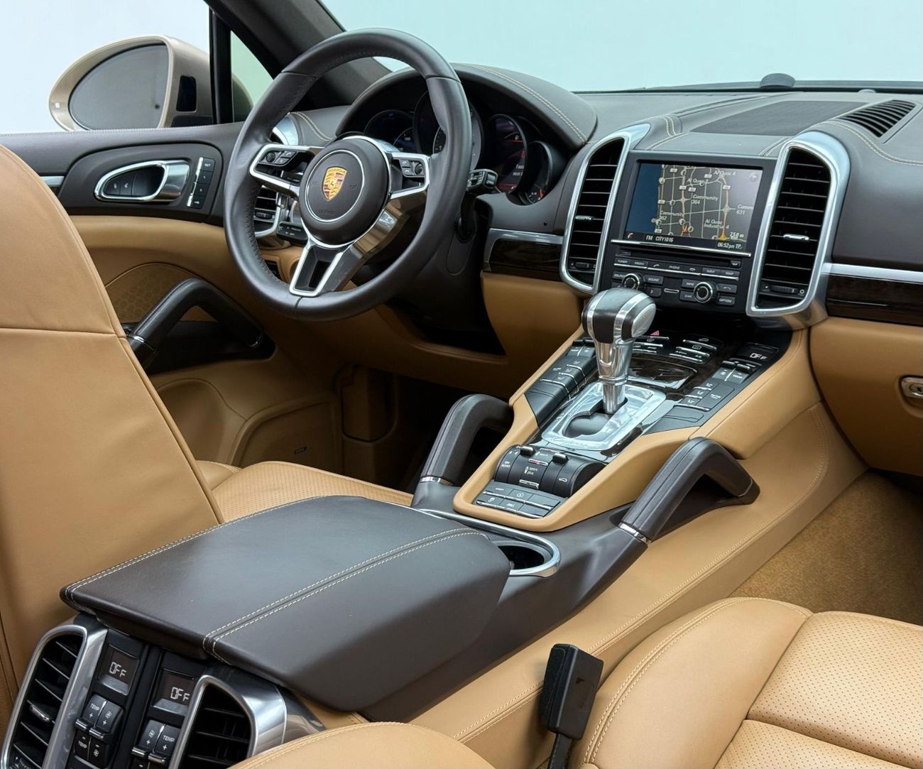 Porsche Cayenne 2016 Porsche Cayenne S, Full Porsche Service History, Low Km, Fully Loaded, Excellent Condition, GCC