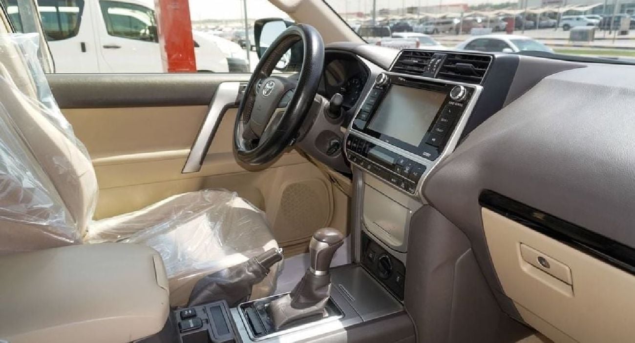 تويوتا برادو TX-L 2018 V4 2.7L GCC Specification Very Clean And Perfect Condition