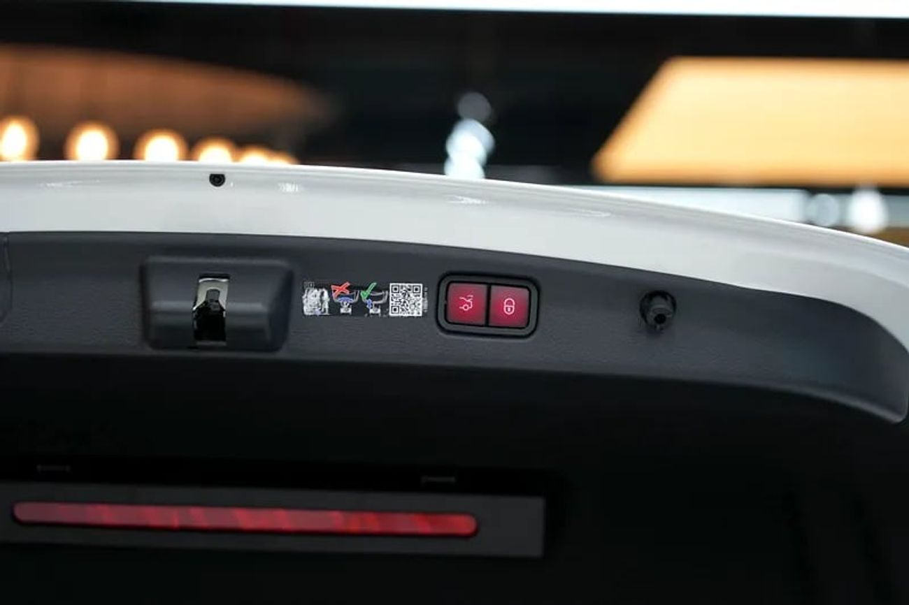 Mercedes-Benz C 200 C 200 | GCC 0km | Agency Warranrty | AMG Package