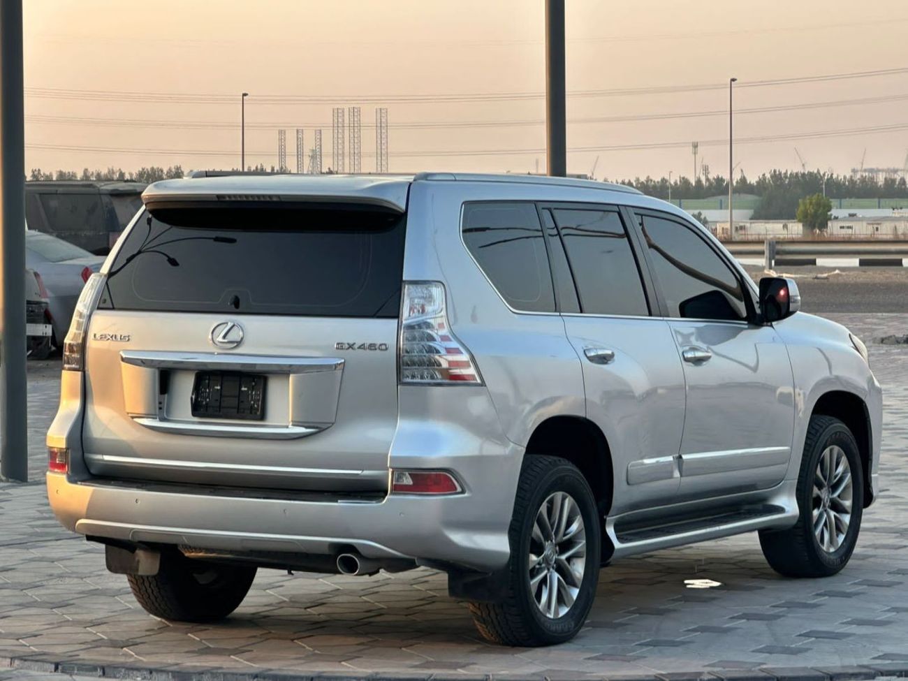 لكزس GX 460 بلاتينوم