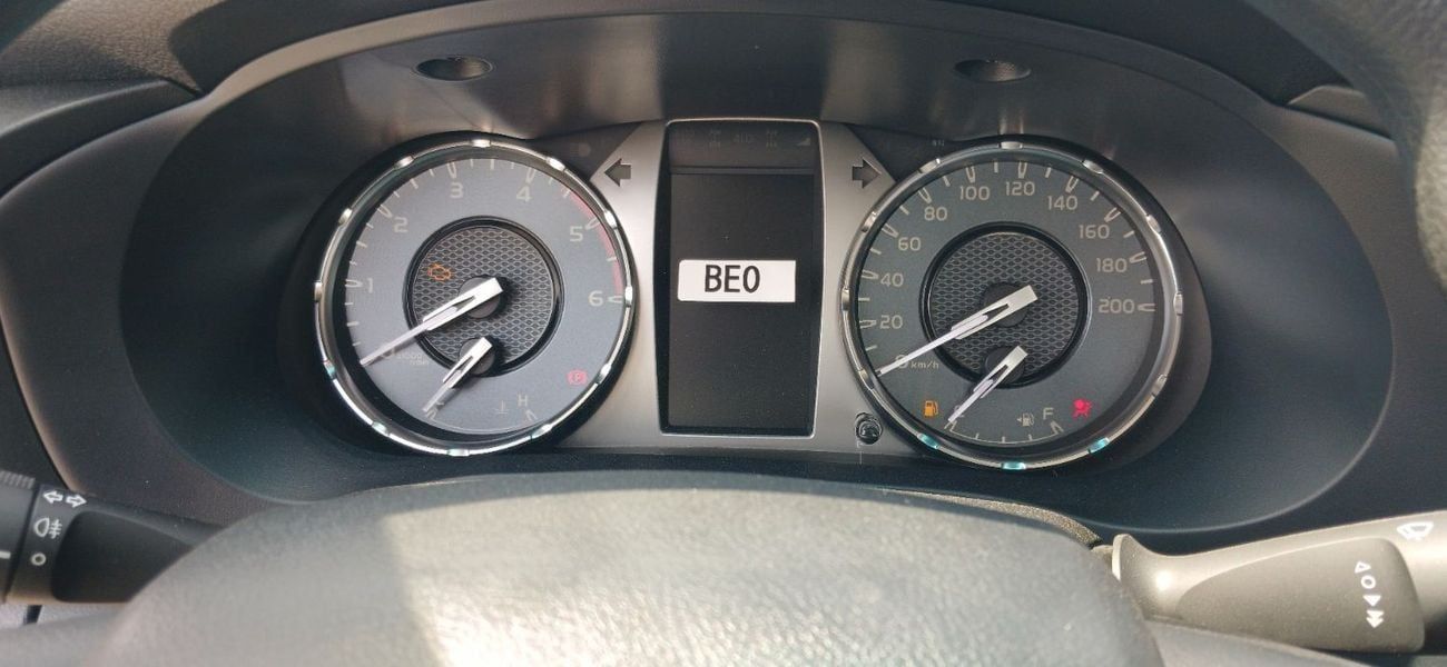 Toyota Hilux GL Toyota Hilux 2.4L Diesel MT SC 4x2 2026YM