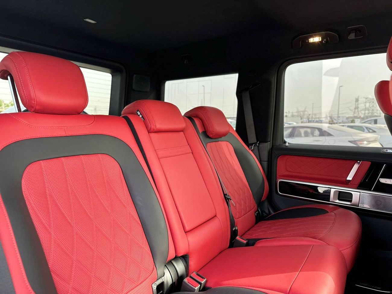 Mercedes-Benz G 63 AMG Premium + MERCEDES BENZ G63 AMG 2022