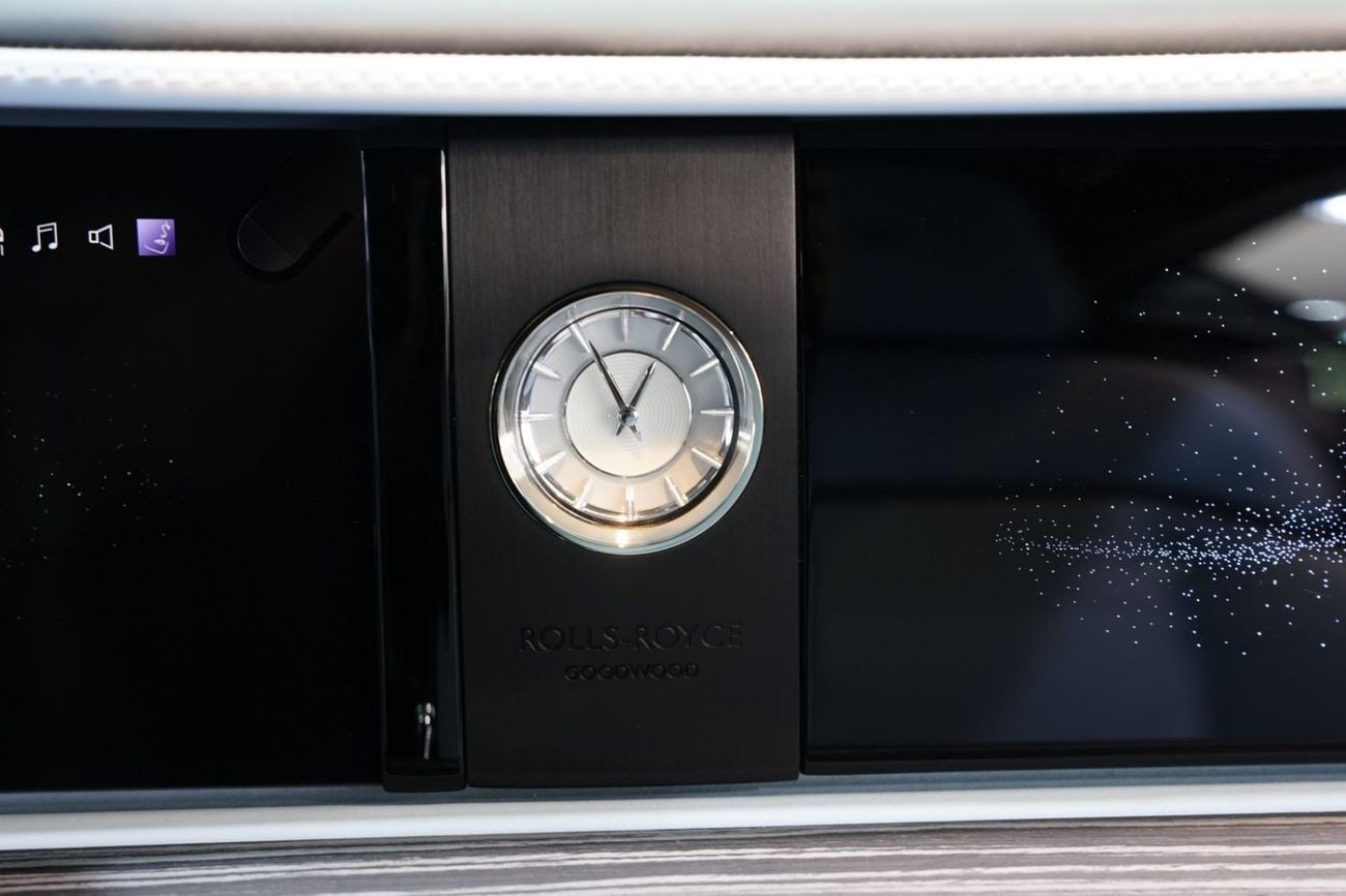 Rolls Royce Spectre STANDARD 2024 Rolls-Royce Spectre, Illuminated Spirit of Ecstasy, Bespoke Audio, Starlight, Dealer Warr + Ser