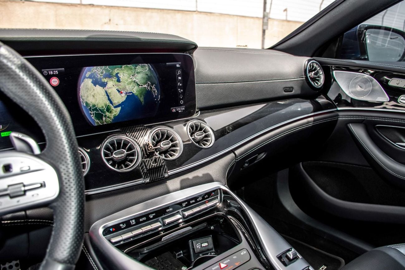 مرسيدس بنز AMG GT 43
