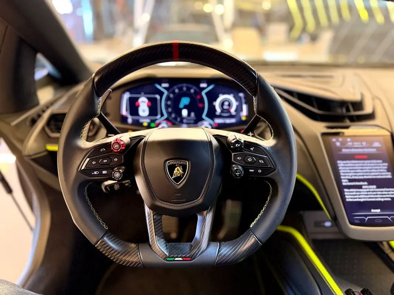 لامبورغيني ريفويلتو Japanese Specs | 6.5L V12 Hybrid