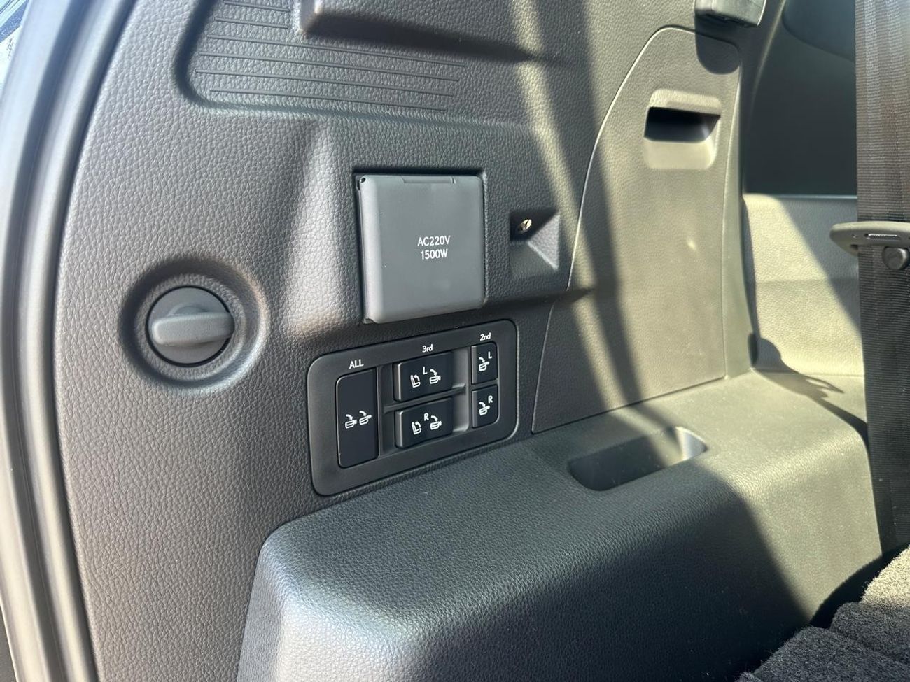 Lexus LX 700h 2026 Lexus LX700h Urban 3.5L AT Hybrid