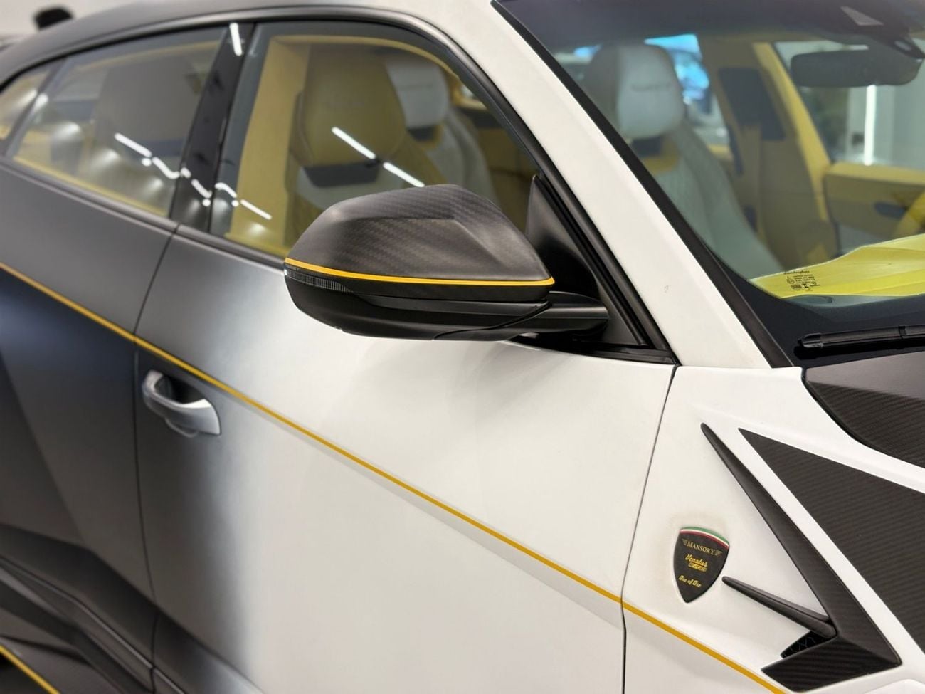 لامبورغيني اوروس STD AED 13,330 P.M | 0% DOWN PAYMENT | LAMBORGHINI URUS (VENATUS EVO S P900 KIT) | 4.0L TWIN-TURBO V