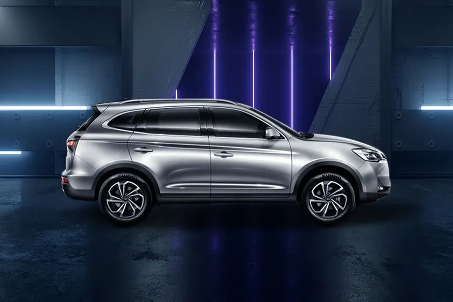 جاك S7 exterior - Side Profile