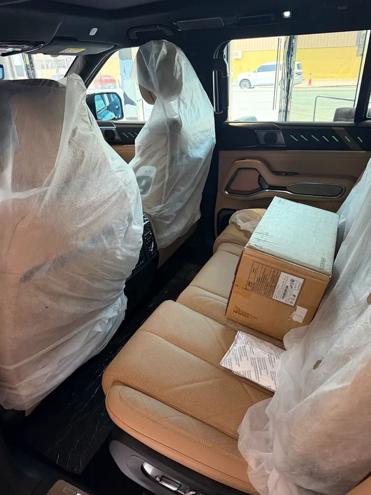 بي واي دي ليوبارد 8 Luxury Chinese Specs