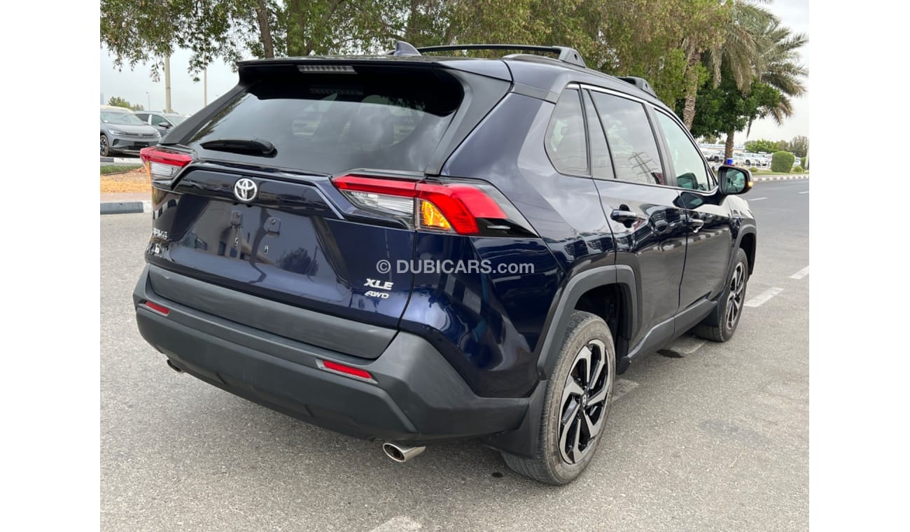 Toyota RAV4 XLE Rav4 2020 xle premium full option 4x4