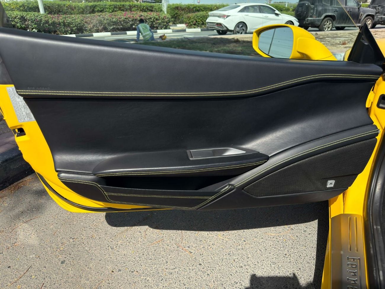 فيراري 458 سبايدر GCC SPEC NEAT AND CLEAN