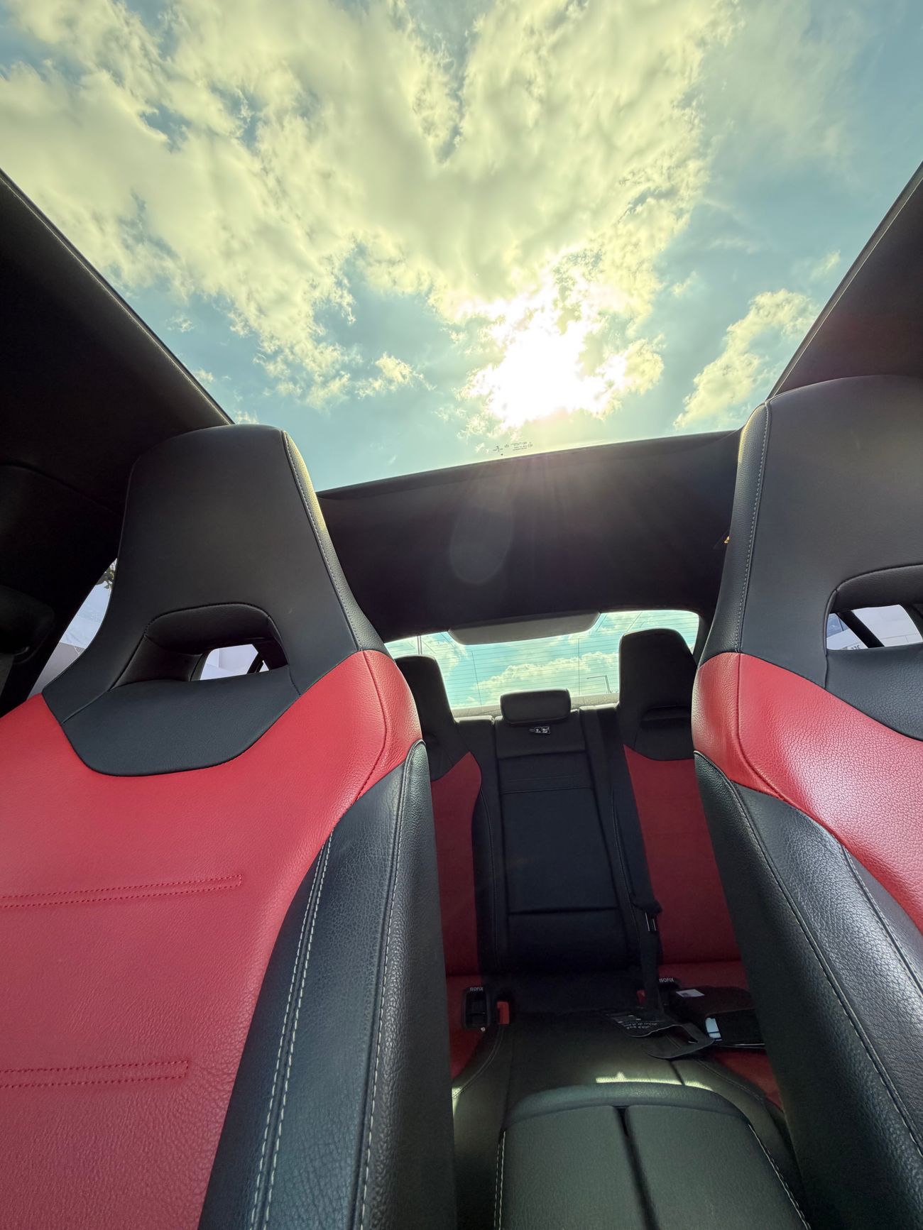 مرسيدس بنز CLA 35 AMG 2.0L Turbo AMG(4MATIC), 5 door sedan