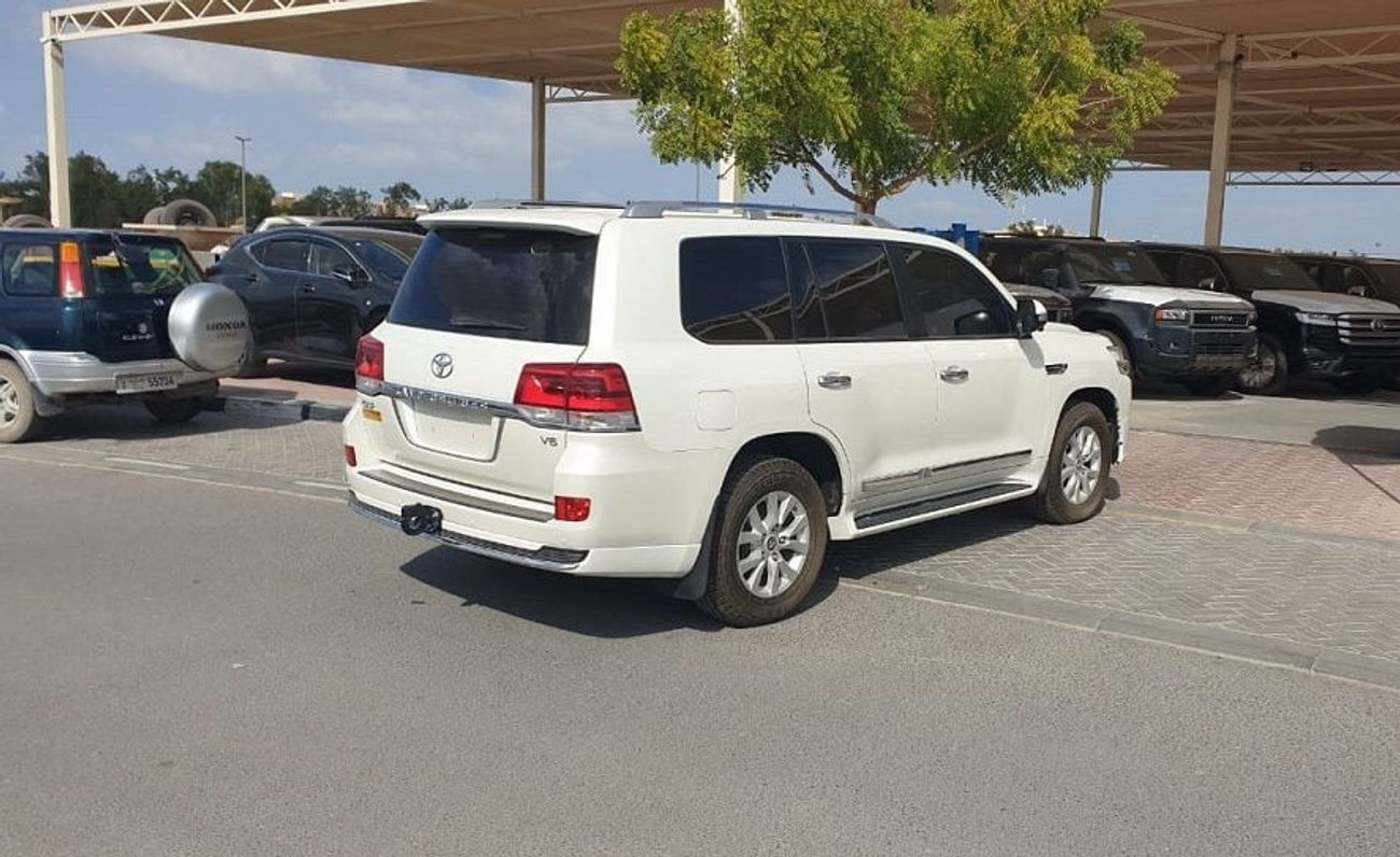 Toyota Land Cruiser GXR 4.0L