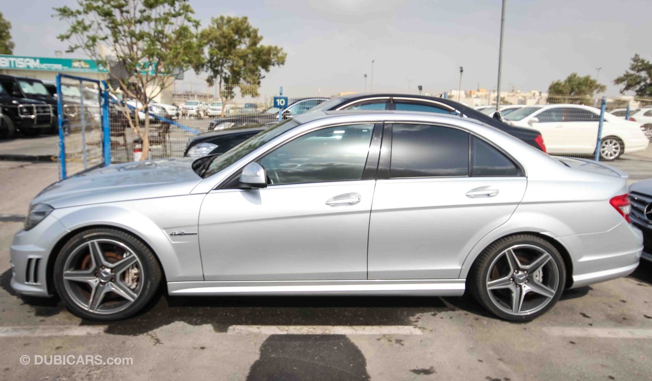 Mercedes-Benz C 63 AMG