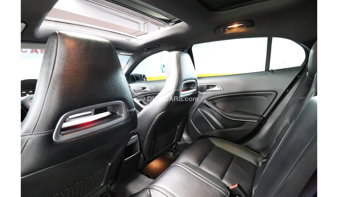 Mercedes-Benz GLA 250 X156