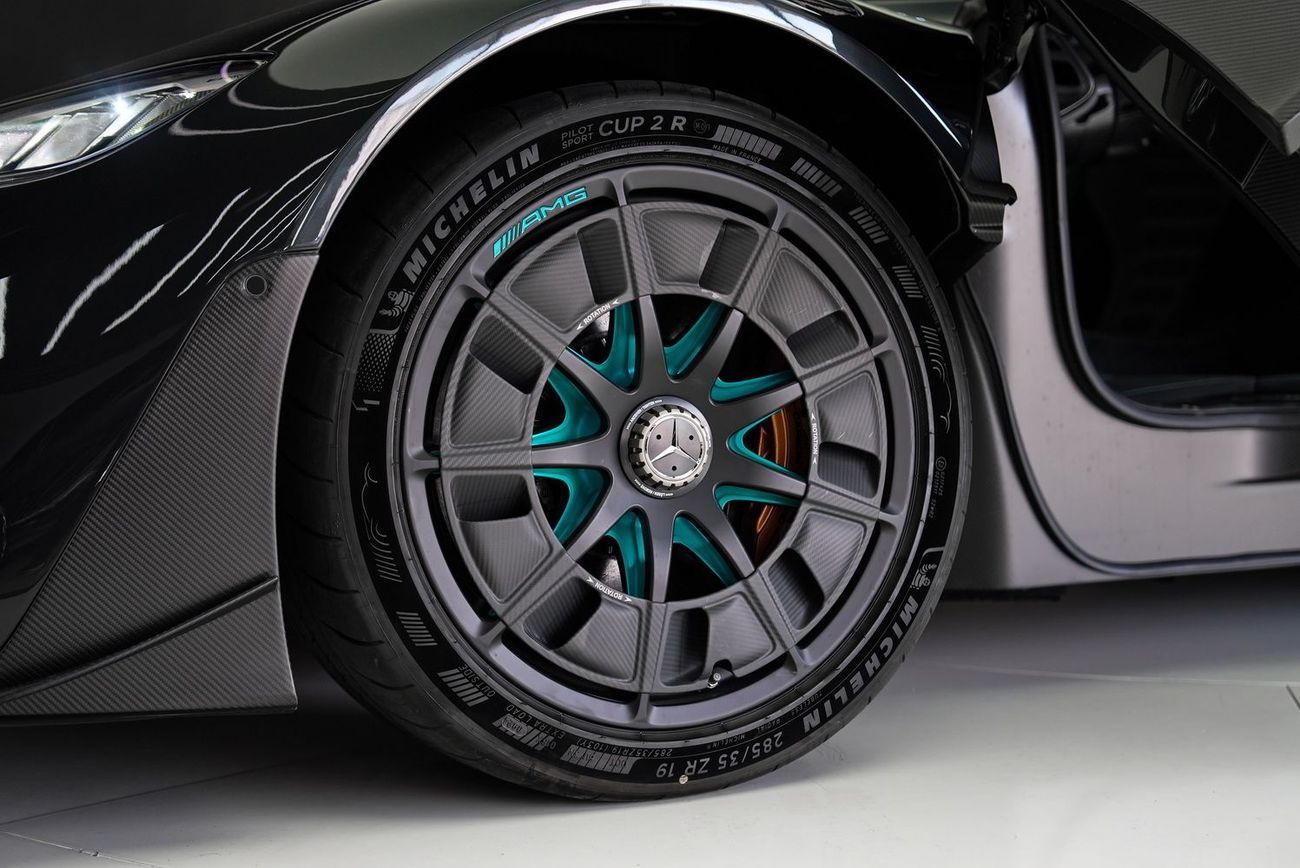 مرسيدس بنز ايه ام جي ون Mercedes Benz AMG ONE 1 of 275