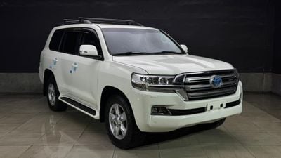 Toyota Land Cruiser diesel 4.5 liter ,right hand drive ,full option ,for export only