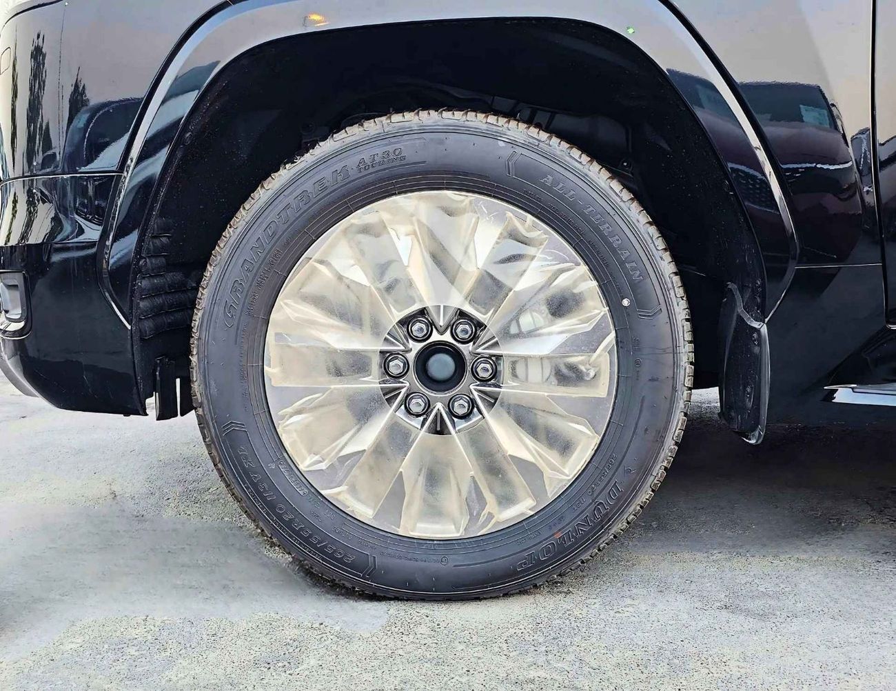 تويوتا لاند كروزر GXR 3.3L DIESEL TWIN TURBO / FULL OPTION / JBL SPEAKERS (CODE # GXR)