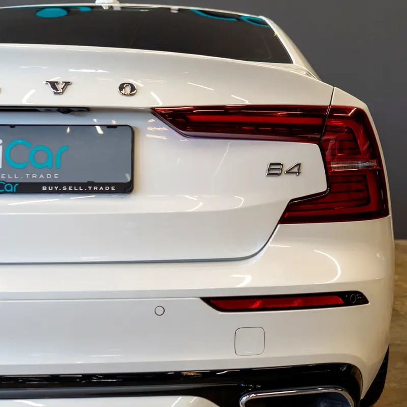 Volvo S60 T4 R Design 2.0L 1,819 pm • 0% Downpayment • R-Design • Agency Warranty