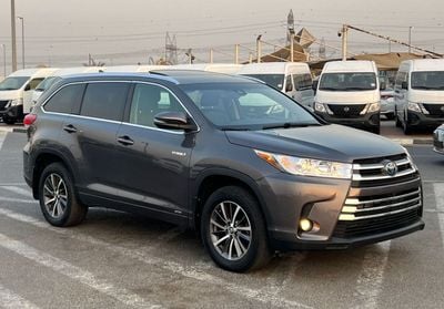 Toyota Highlander 2017 Toyota Highlander Hybrid XLE Full option -3.5L-V6-AWD 4x4 - Rear CAM-Sunroof-Leather seat