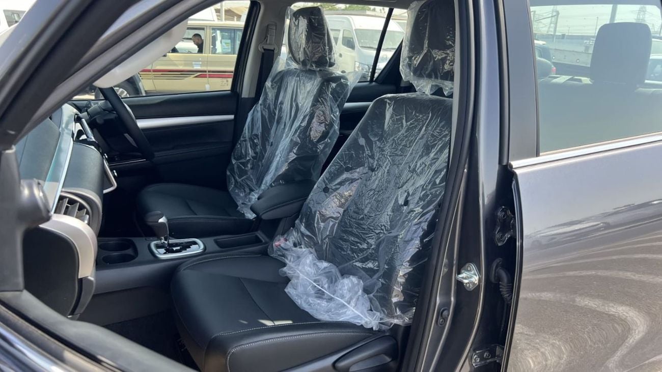 تويوتا هيلوكس S GLX 2.8L 4WD A/T