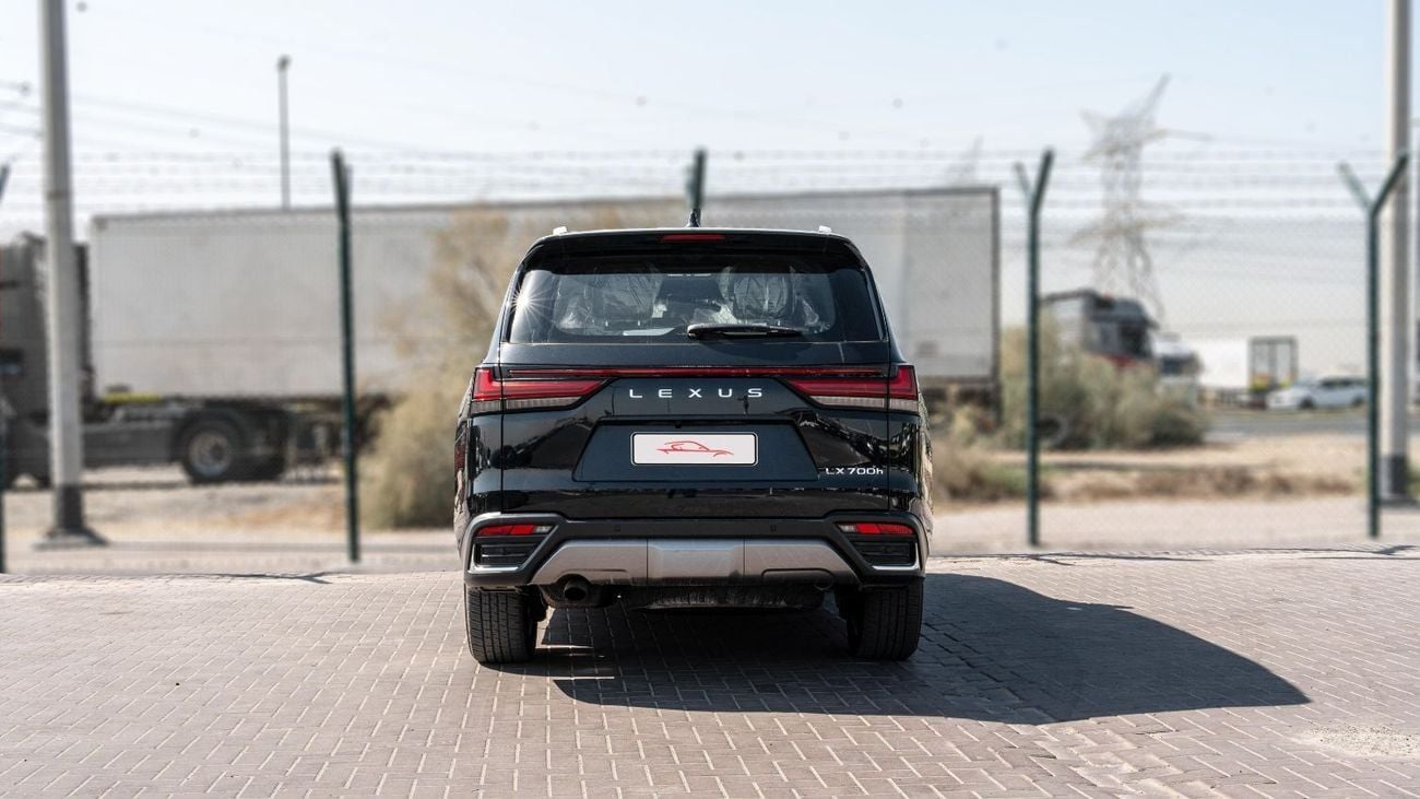 Lexus LX 700h 2026 Lexus Signature LX700h 3.5L AT Hybrid-With Auto Park