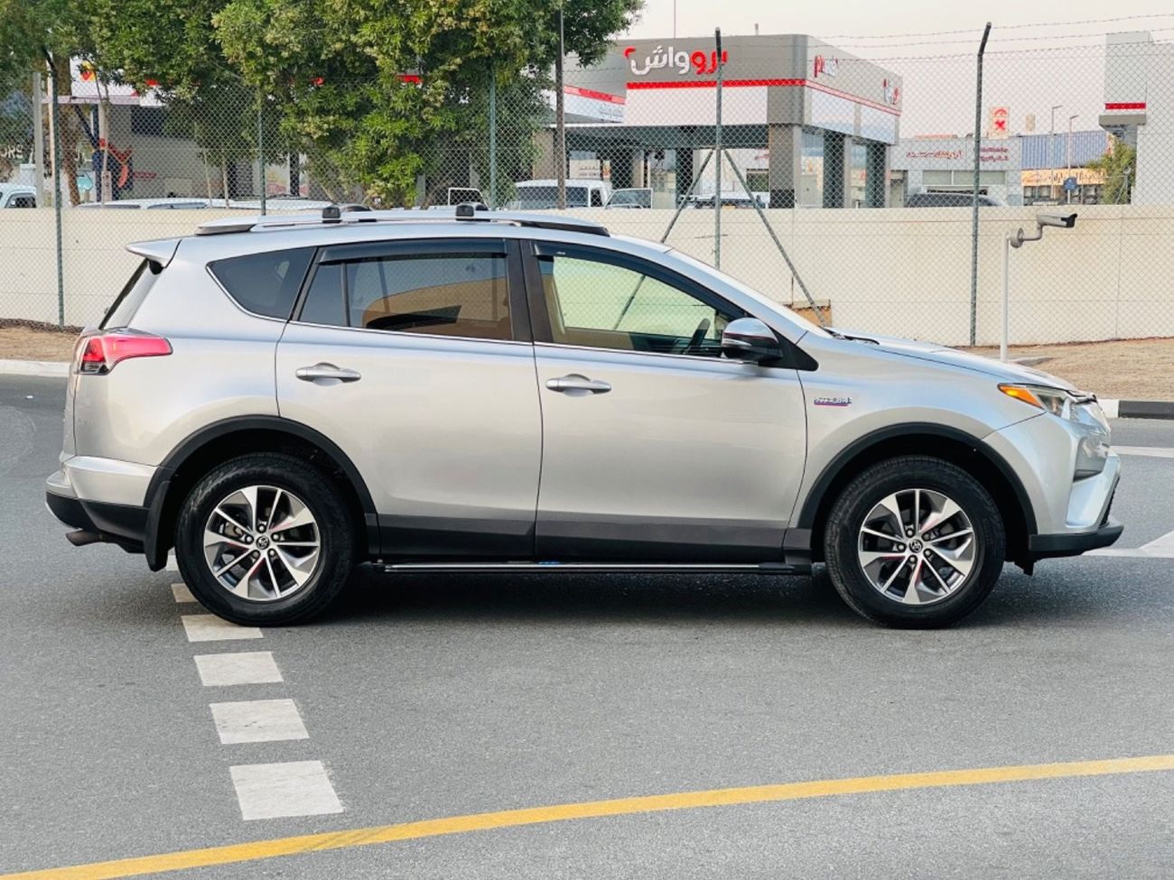 Toyota RAV4 VXR HEV 2018 RAV4 hybrid xle full option