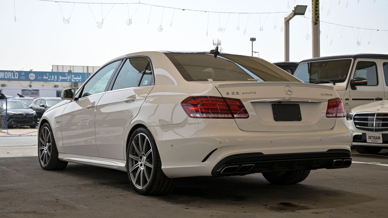 مرسيدس بنز E 63 AMG 4Matic V8 Biturbo