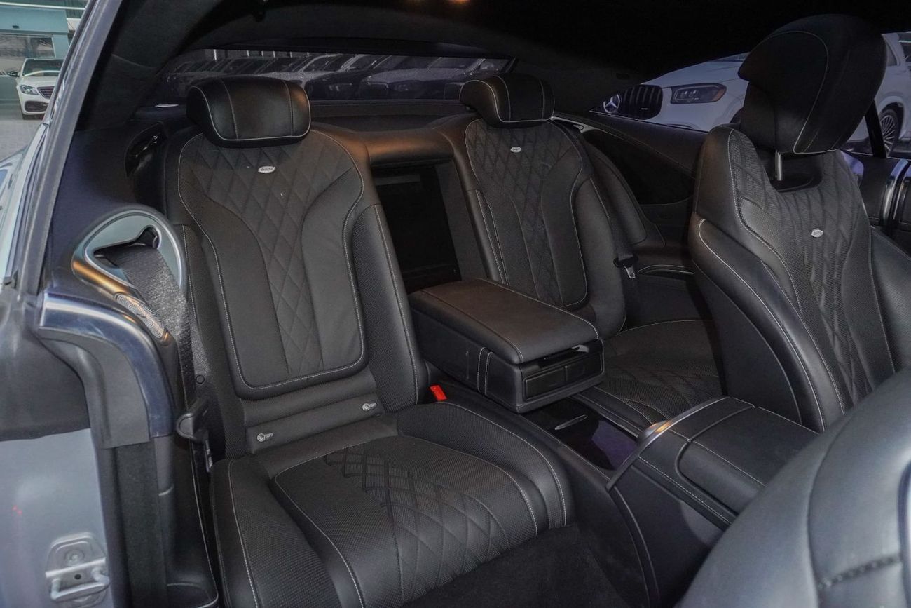 Mercedes-Benz S 560 Coupe