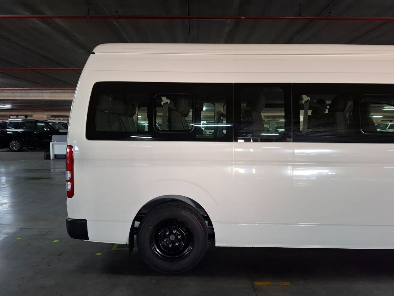 تويوتا هاياس GL Toyota HIACE Diesel RHD