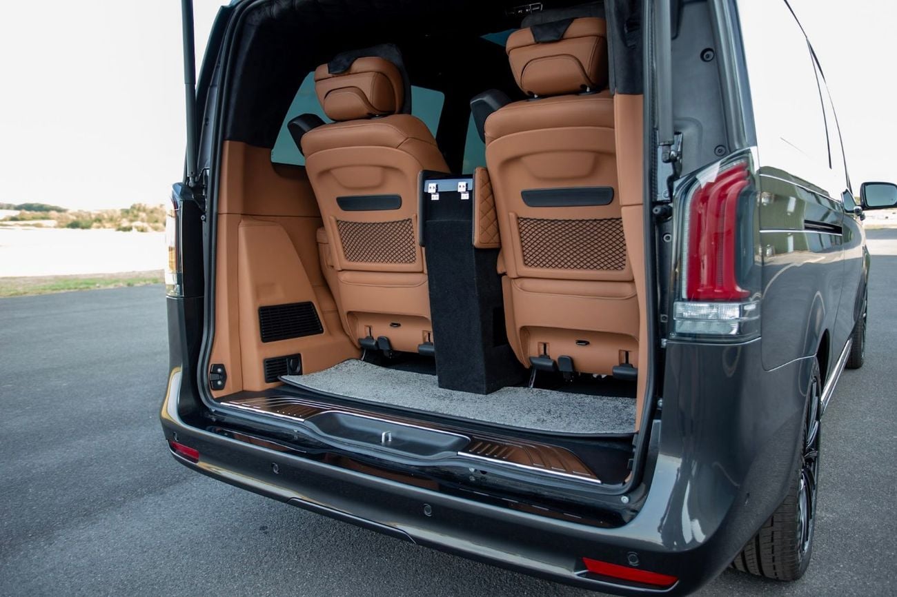 Mercedes Benz V300 Senzati® Jet Class® Oryx Edition® 6 Seat Saddle Brown Leather