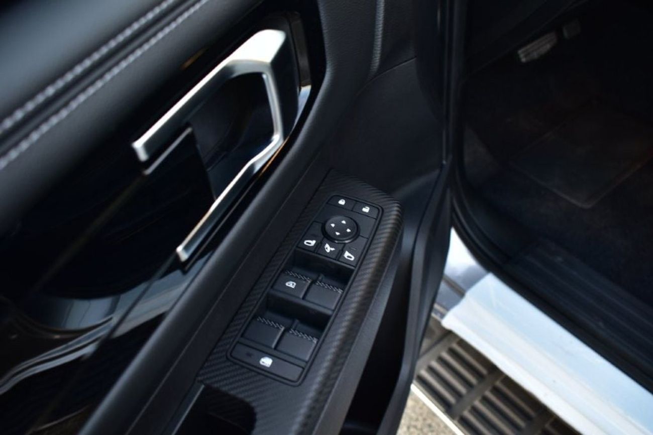 ميتسوبيشي L200 SPORTERO GLS 2.4L DIESEL AT