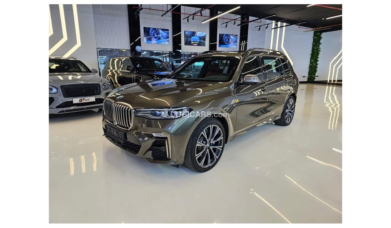BMW X7 M50i Luxury BMW X7 50i Mkit/2022 /2 Years Warranty/Brand New