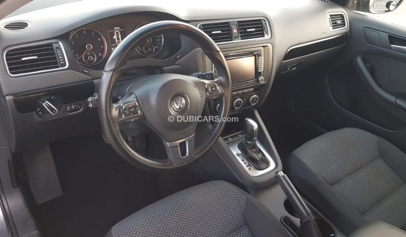 Volkswagen Jetta Getta model 2015 Gcc car prefect  condition