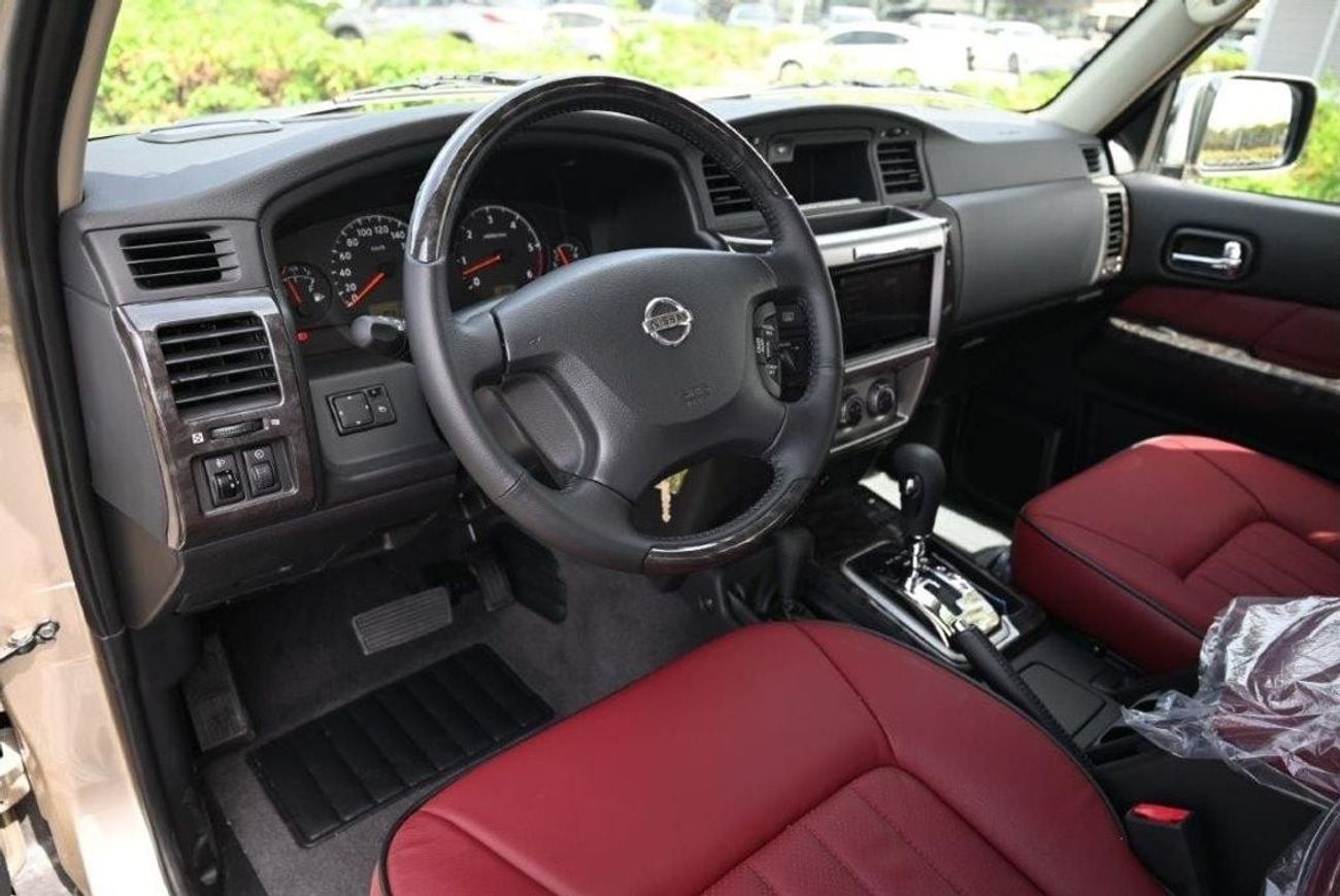 Nissan Patrol Super Safari 2024 NISSAN PATROL SUPER SAFARI LEGEND 4.8L 4WD 7 SEAT AT