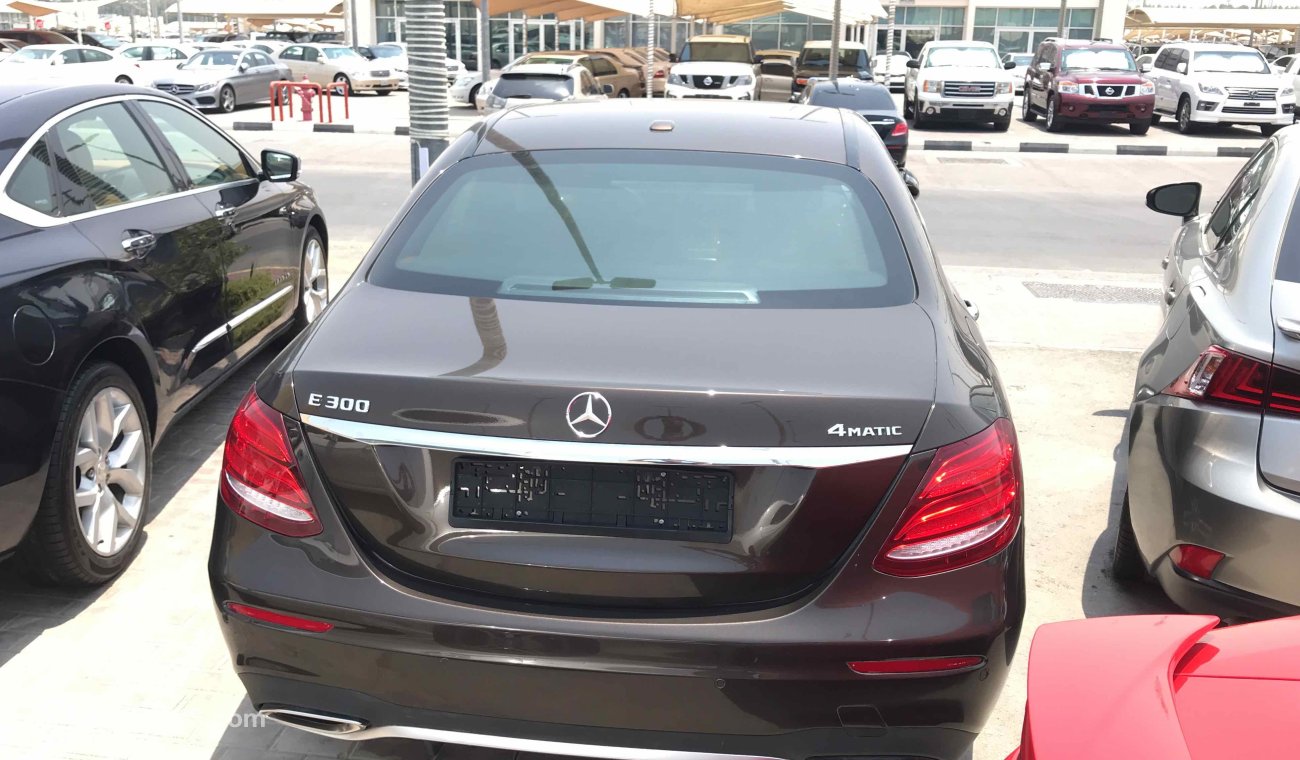 Mercedes-Benz E300 بيع او مبادله