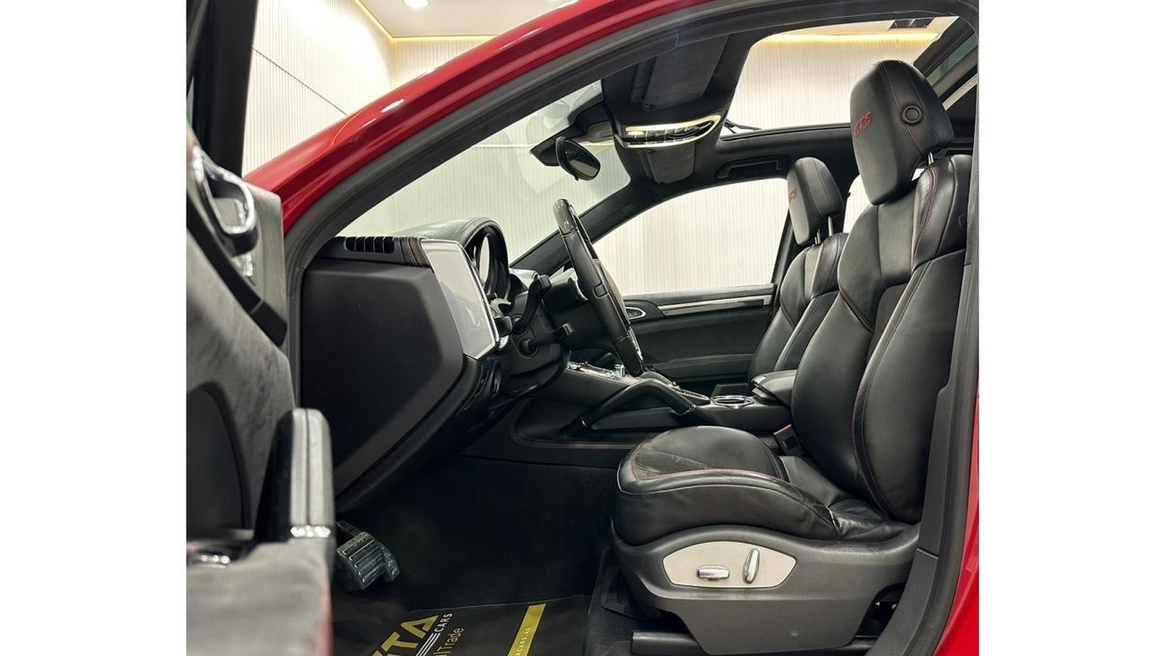 بورش كايان 2013 Porsche Cayenne GTS, Service History, Excellent Condition, GCC
