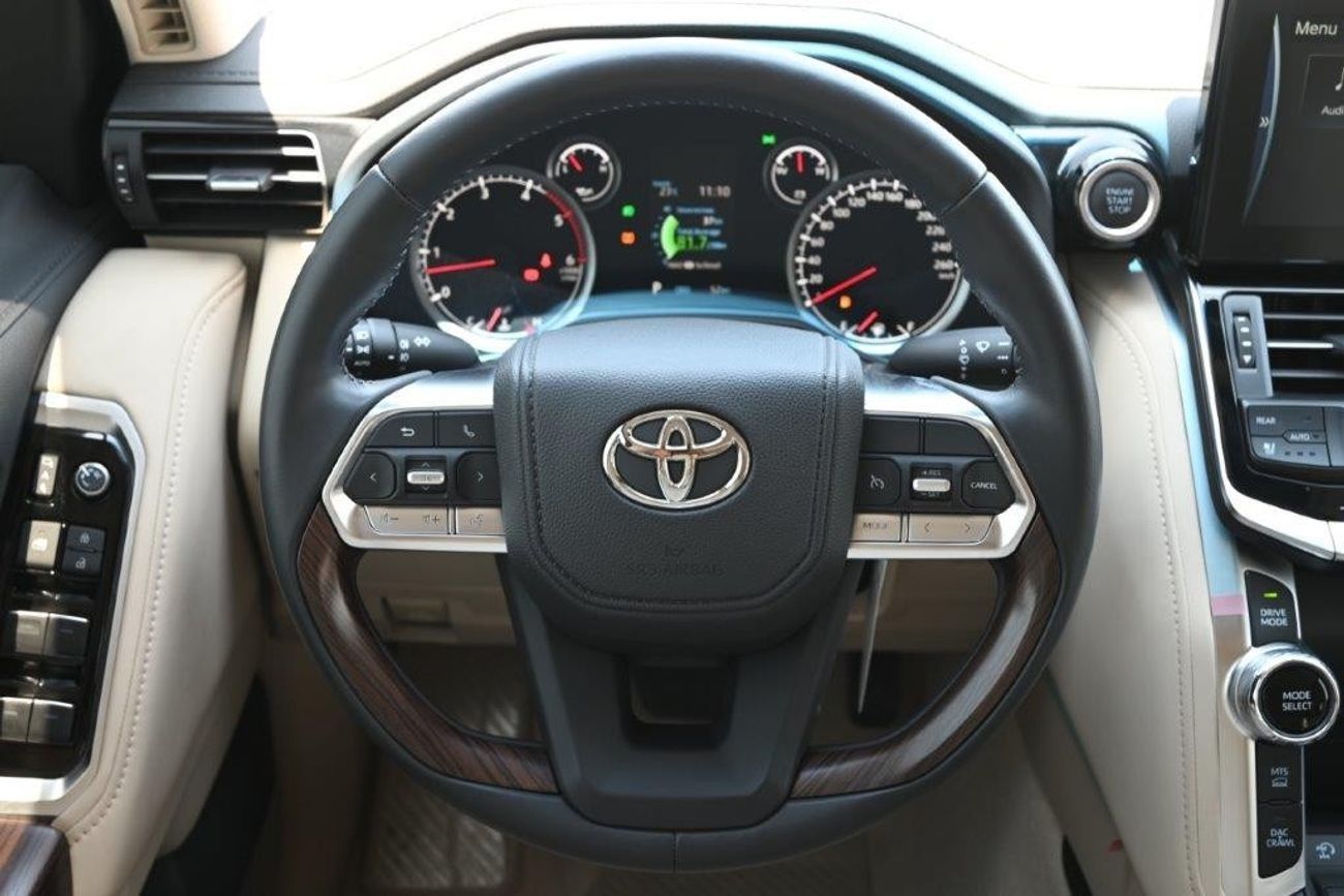 تويوتا لاند كروزر 3.3L ADVENTURE EDITION