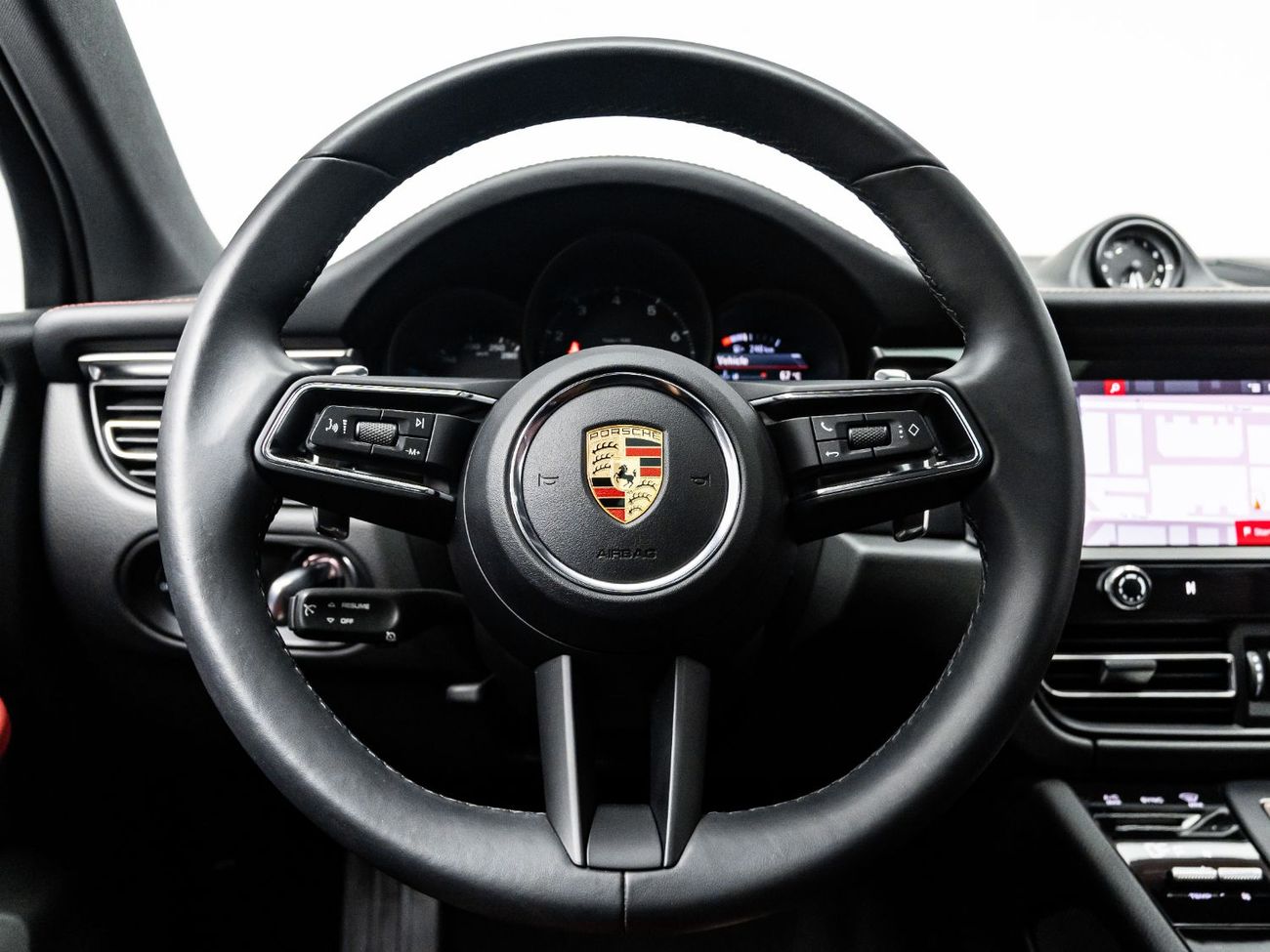 Porsche Macan Std 2.0L (252 HP) 2024 Porsche Macan, 2.0L TC I4, 4WD, 248 bhp, 7 Speed Automatic