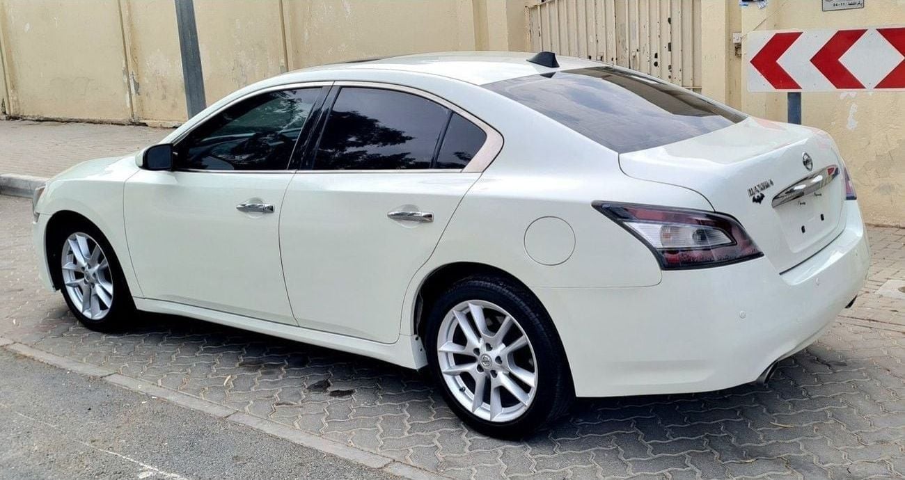 Nissan Maxima SV 3.5L