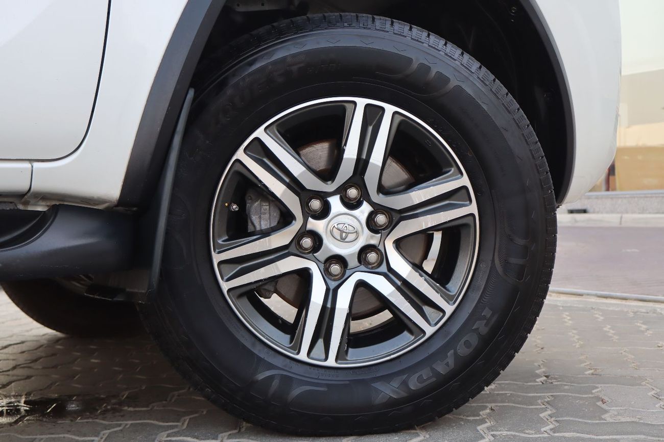 Toyota Fortuner GXR GCC V6