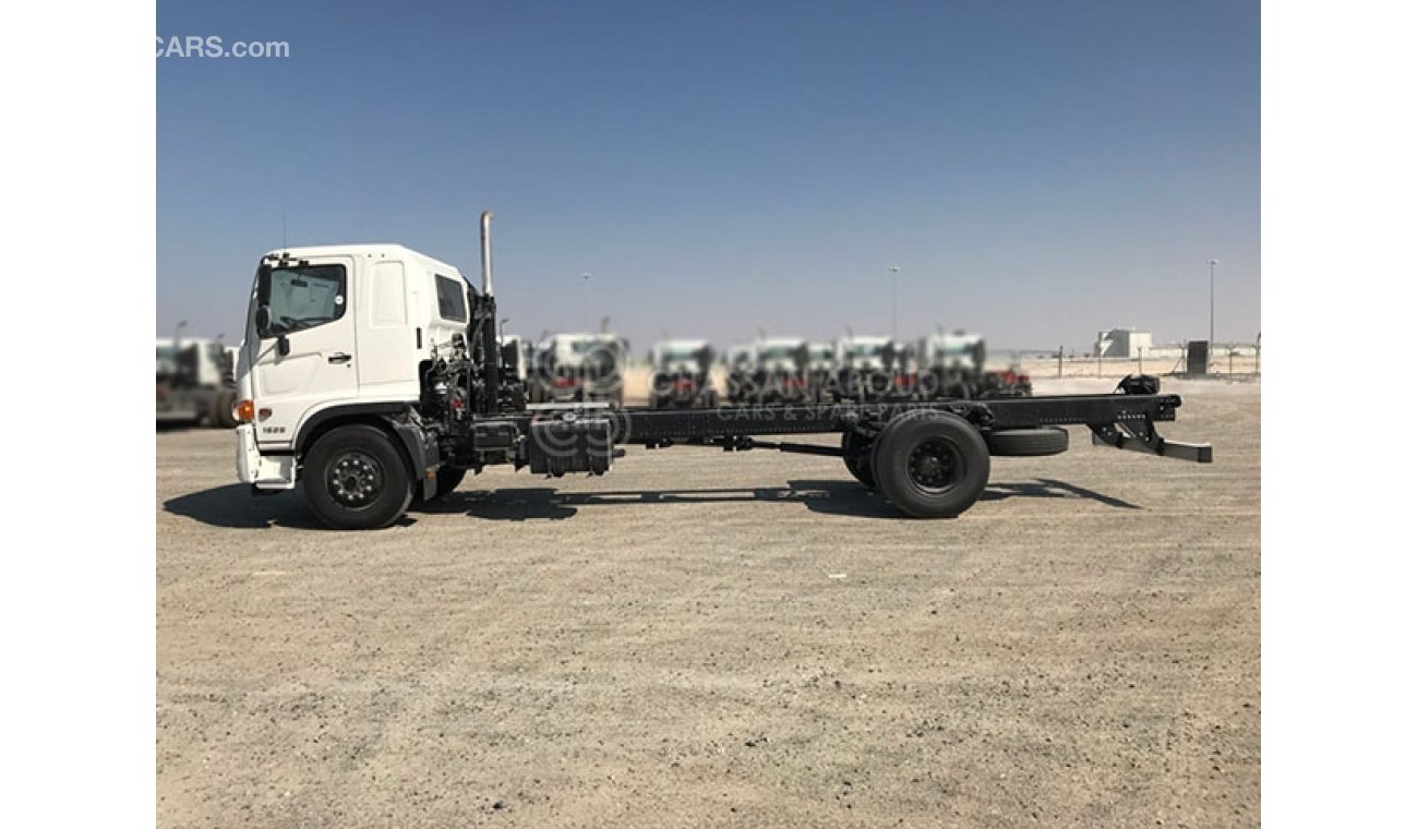 هينو 500 FG 1625 Chassis 10.3 Tons, Single Cab 4×2 with Bed Space, M/T My18