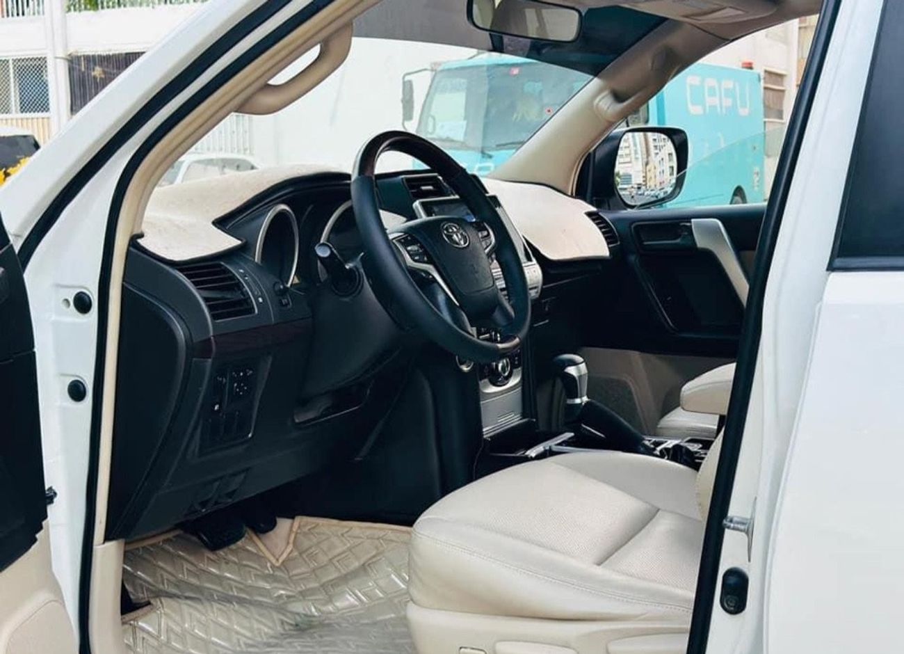 Toyota Prado 2012 LHD Petrol Engine Top Of The Range Very Clean Title and Perfect