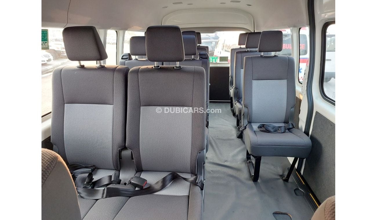 Toyota Hiace TOYOTA HIACE VAN RIGHT HAND DRIVE(PM27337)