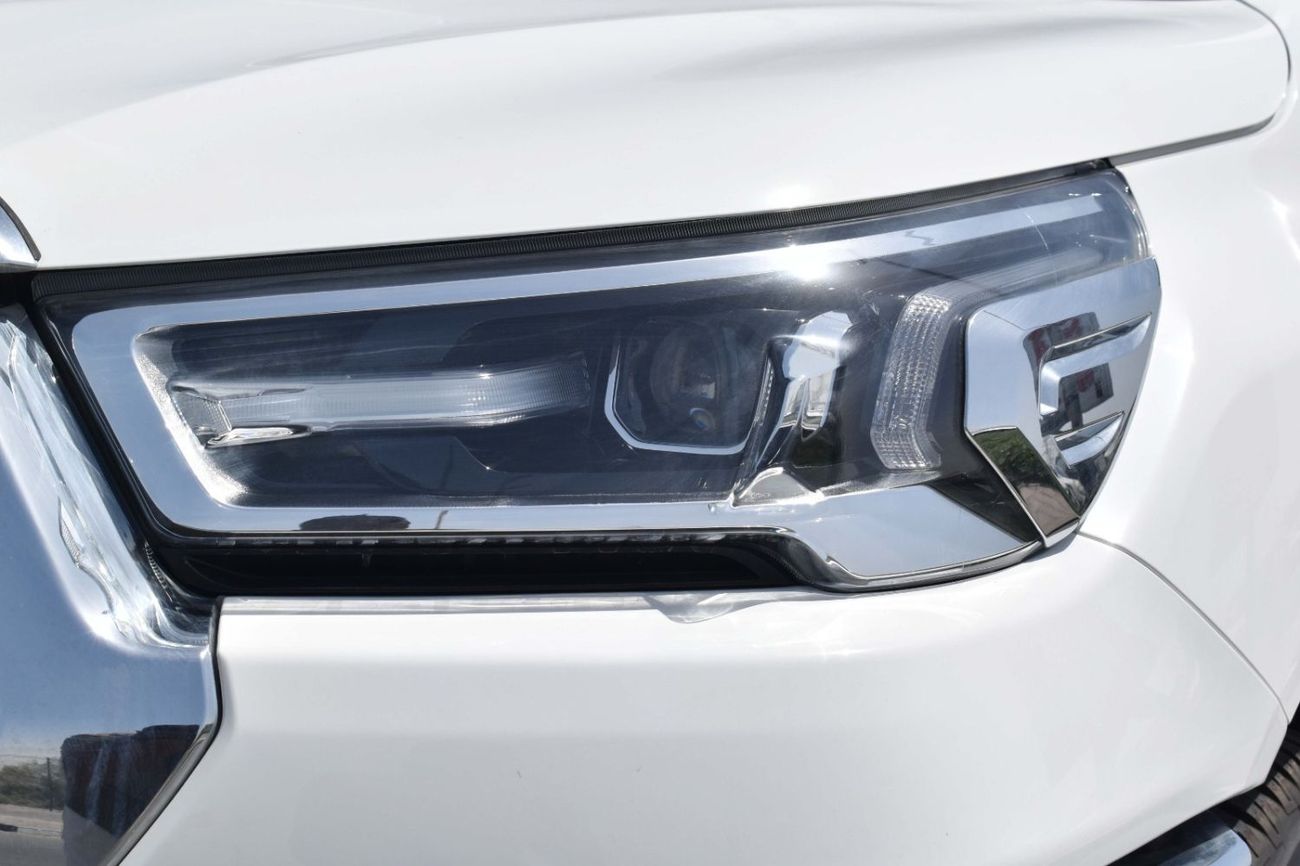 Toyota Hilux 2025 MODEL:TOYOTA-HILUX 4X4 2.7 MT DC DISPLAY AUDIO AUTO & RR AC, W/O  BEDLINER MATERIAL CODE: THX27